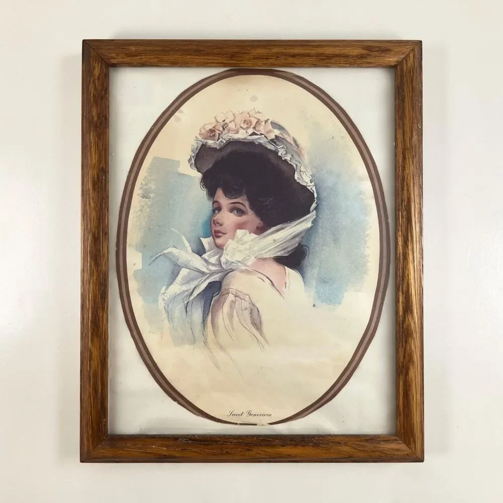 Antique Sweet Genevieve Victorian Portrait Oval Frame